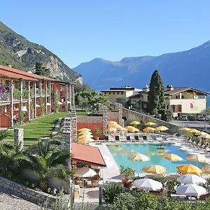 Appart hôtel Borgo Dei Limoni - Con Garage, Gargnano